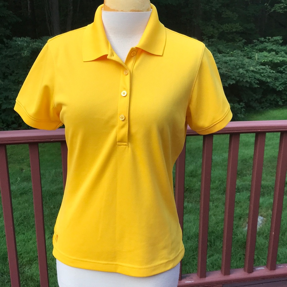 Loudmouth small sunflower yellow short sleeve tee.